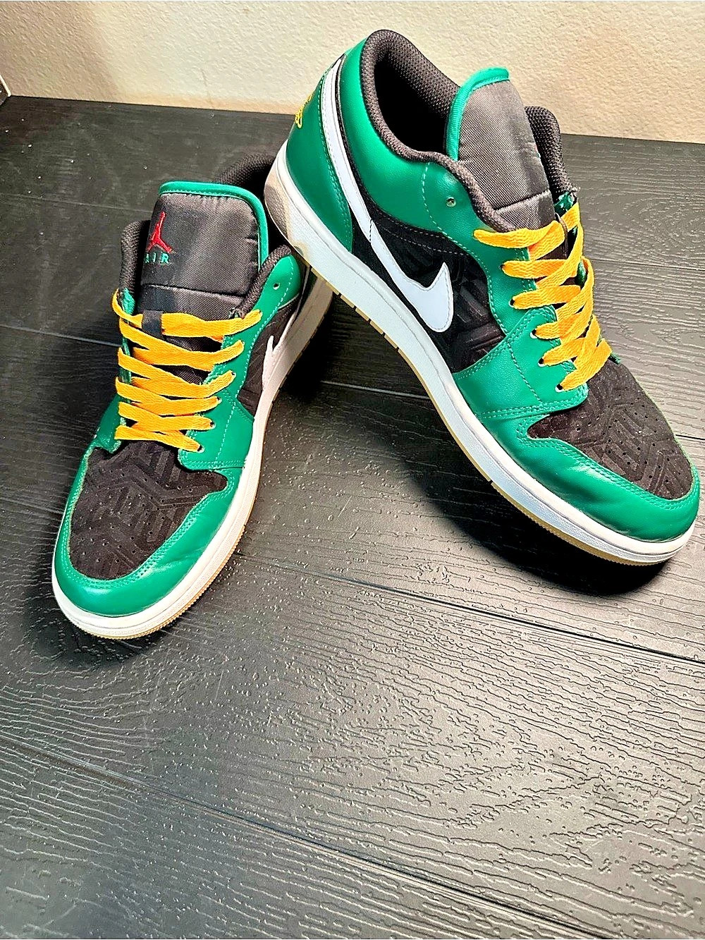 Jordan Air Jordan 1 Low SE Holiday Special (Malachite) Air 1 Low SE Holiday